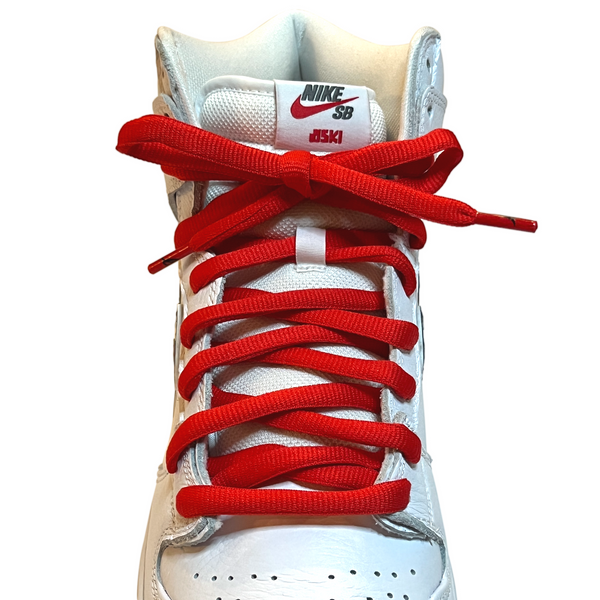 Looped Laces Chicago Red oval shoelaces tied in white Oski Nike SB Dunk High with shark swoosh